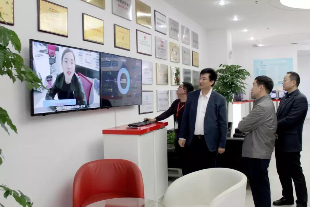 1540860619353741.jpg 005.jpg